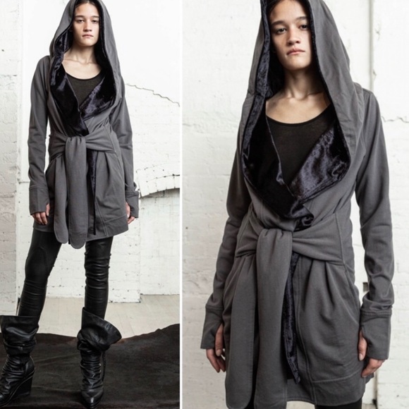Nicholas K x Free People Sils Med Gray Black Velvet Hooded Wrap Cardigan Jacket - Picture 1 of 10